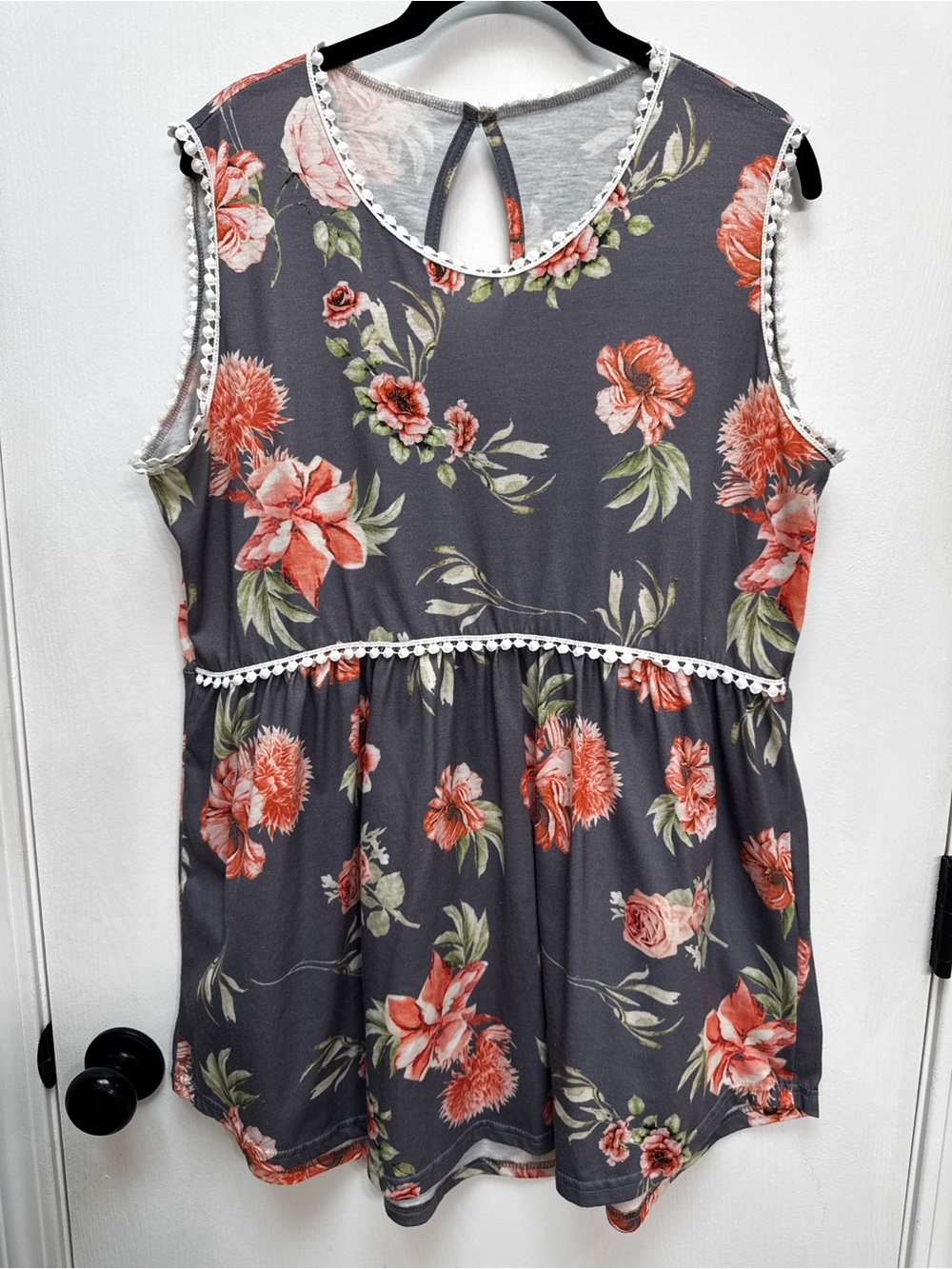 Sleeveless Floral Tank Top in Gray and Coral with Pom Trim